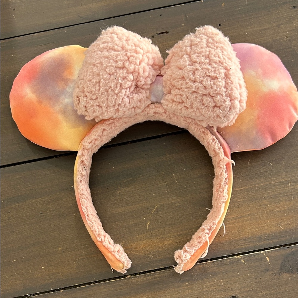 Disney tie dye Sherpa Minnie ears